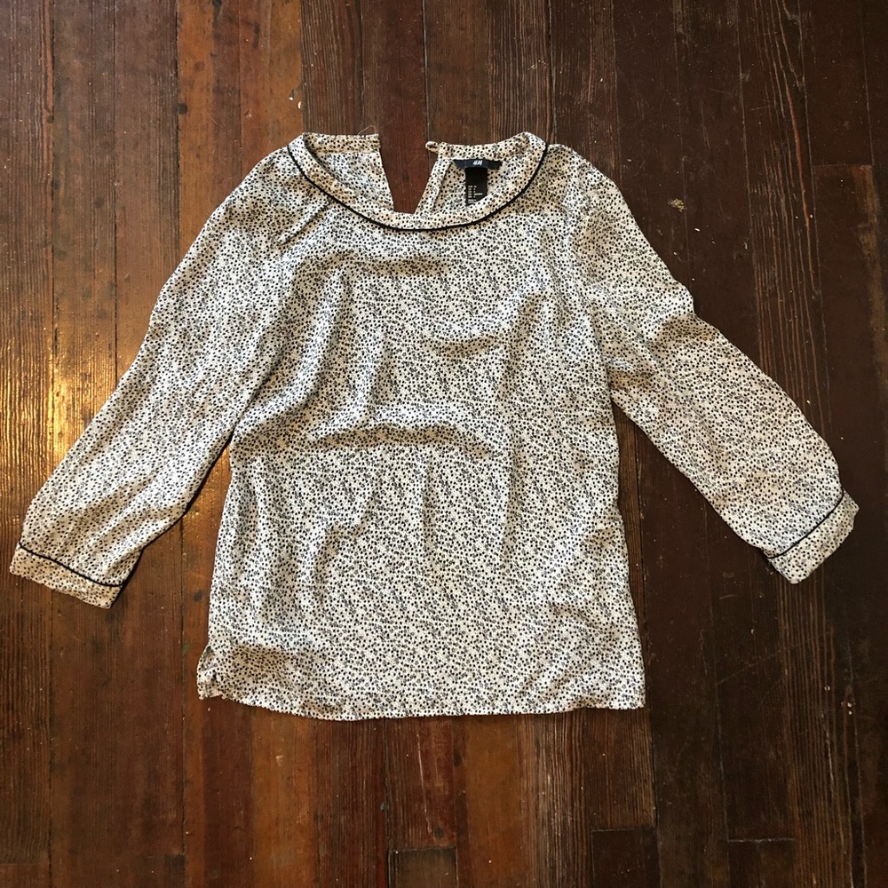 h&m blouse perfect for work and happy hour!